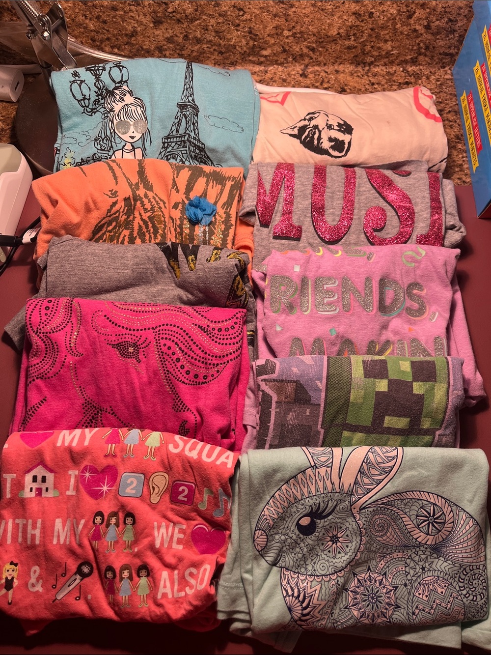 Girls' Graphic Tee Lot 10 shirts